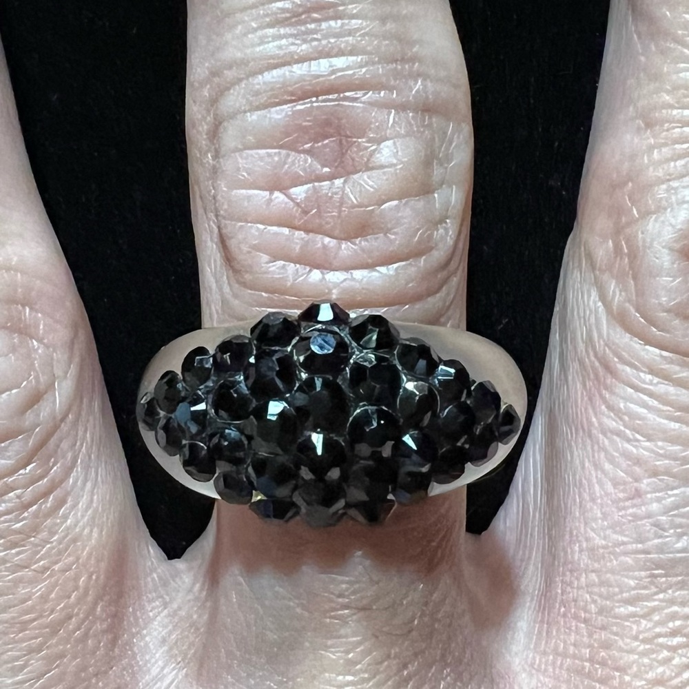 Jimmy Crystal Swarovski New York Ring - Picture 7 of 8